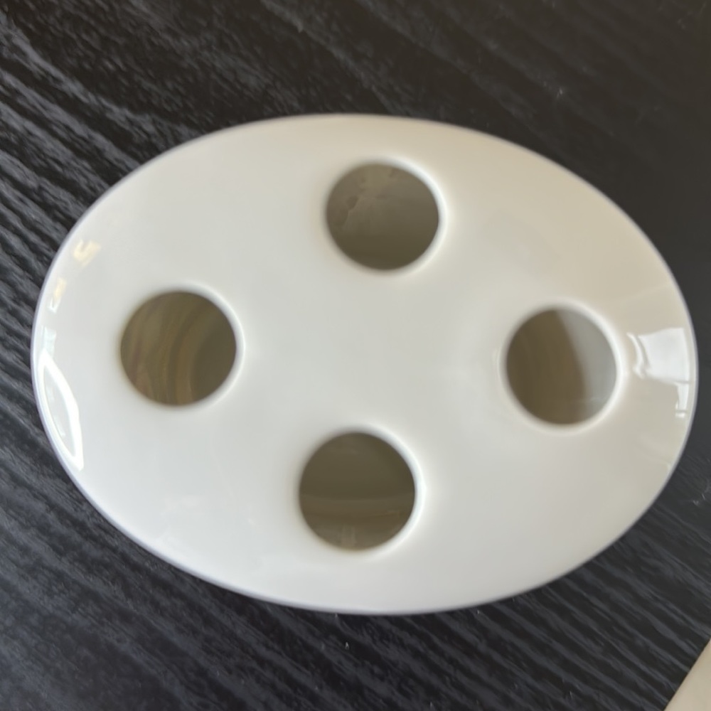Pier 1 3-Piece Ceramic Bath Accessory Set - Picture 8 of 16
